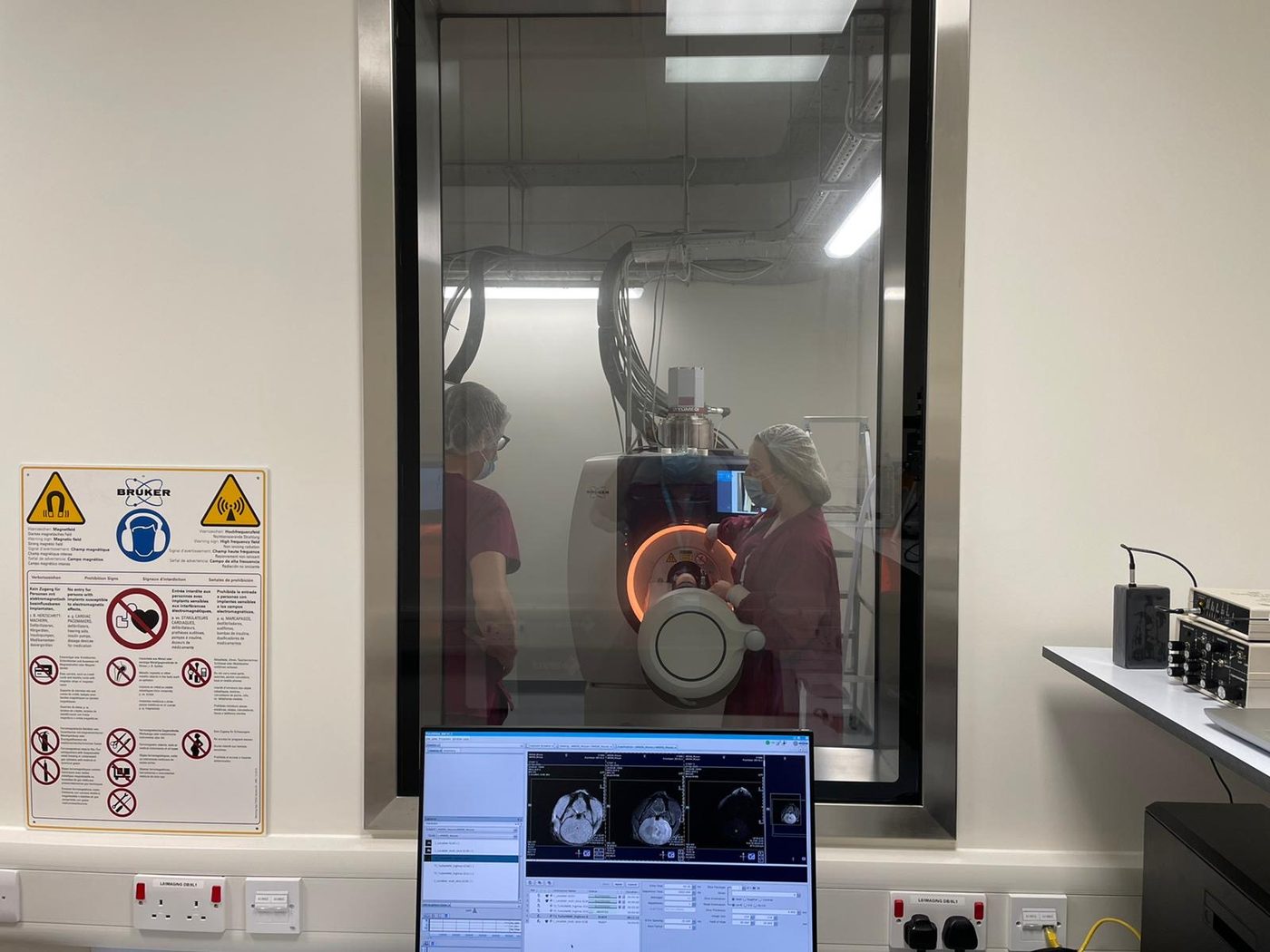 Preclinical MRI equipment